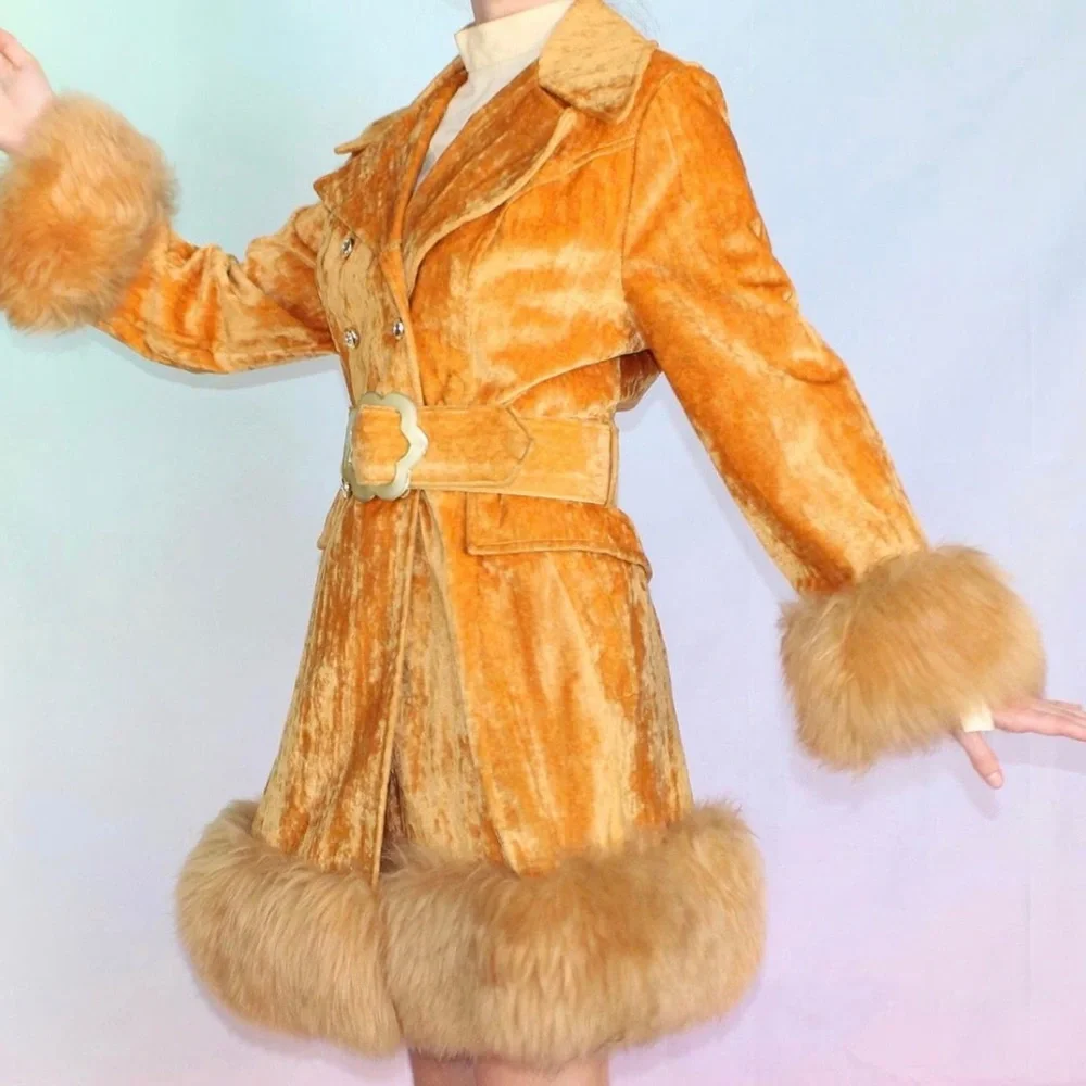 Country Pacer rare 60s gold velvet penny lane fur sleeve Russian coat - Picture 3 of 16